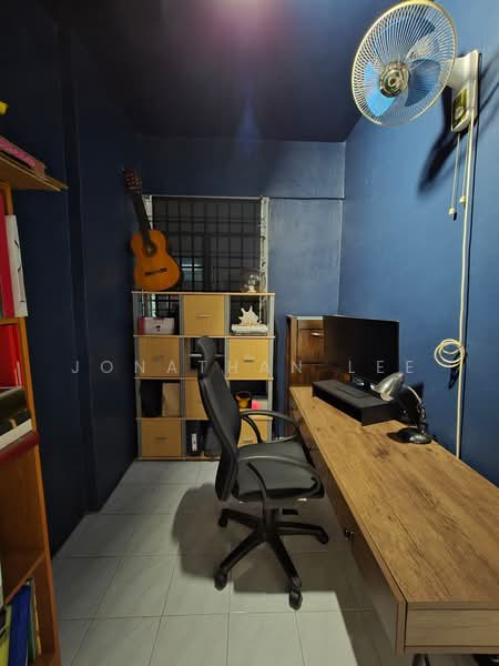 Pangsapuri untuk Dijual di Sinar Bukit Dumbar - Jonathan Lee - Study - PropertyGuru.com.my