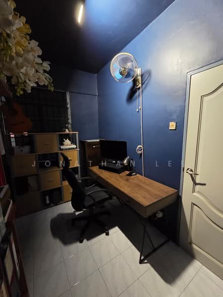 Pangsapuri untuk Dijual di Sinar Bukit Dumbar - Jonathan Lee - Study - PropertyGuru.com.my
