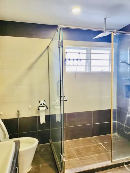 2-storey Terraced House for Rent in SS2 (Petaling Jaya) - Erin Yusof - Bathroom - PropertyGuru.com.my