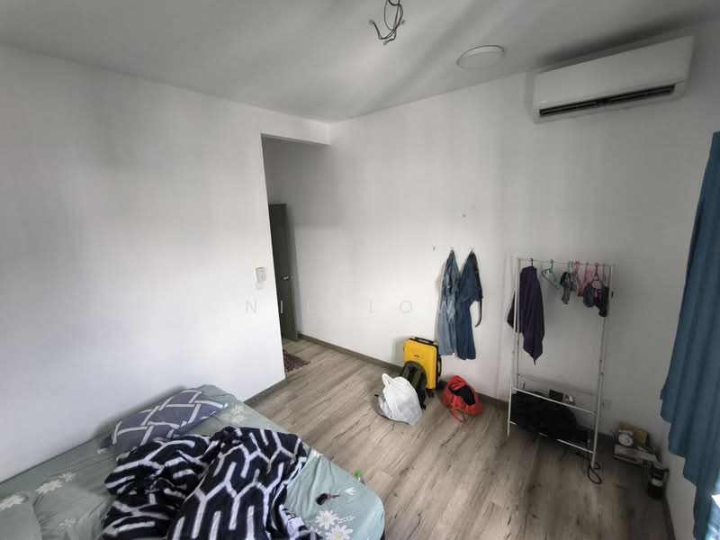Kondominium untuk Dijual di The Herz - Nic Low - Bedroom - PropertyGuru.com.my