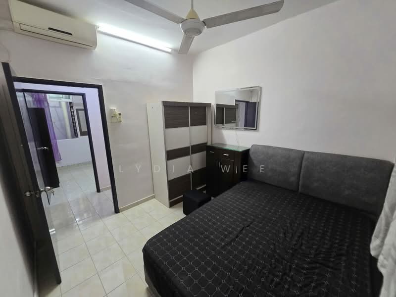 Apartment for Rent at Flat Bukit Indah - Lydia Wee - PropertyGuru.com.my