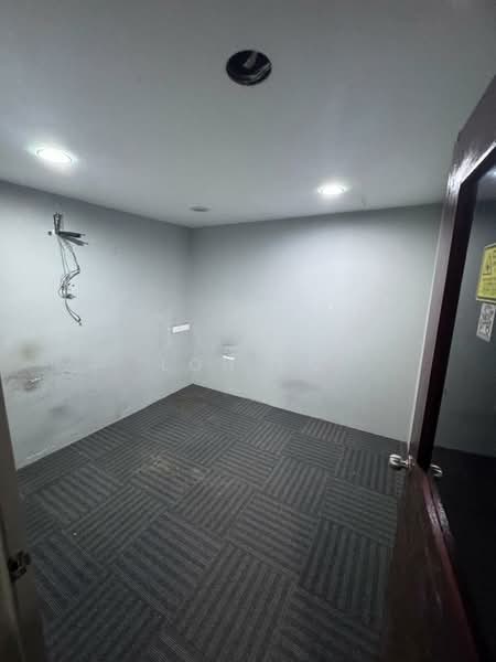 Kedai / Pejabat untuk Disewa di Setiawangsa (Kuala Lumpur) - Loh KC - Interior - PropertyGuru.com.my