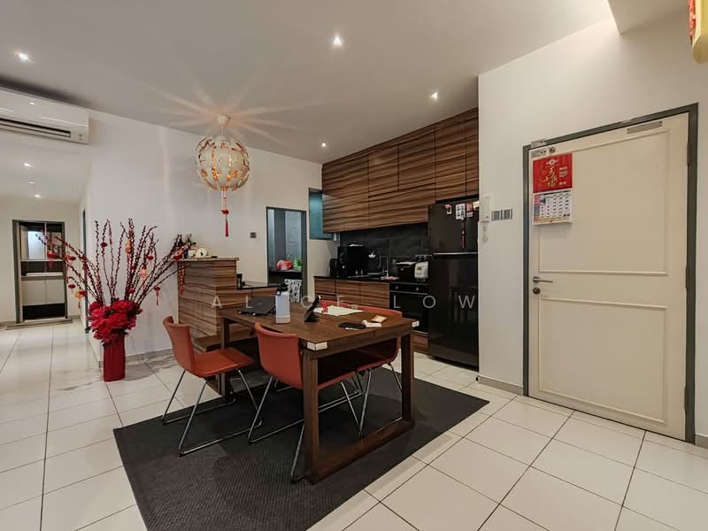 Service Residence for Sale at The Zizz @ Damansara North - Alice Low - Kitchen - PropertyGuru.com.my