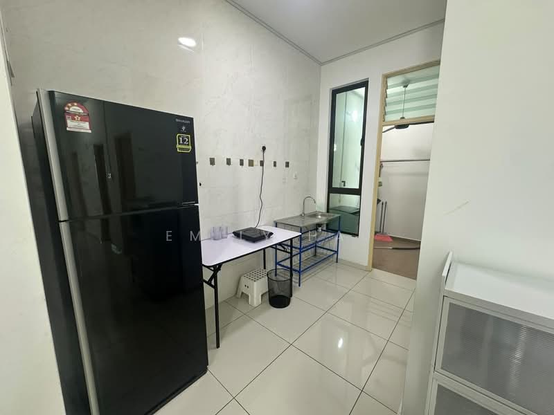 Service Residence for Rent at D'Summit Residences - Emily Hau - Kitchen - PropertyGuru.com.my