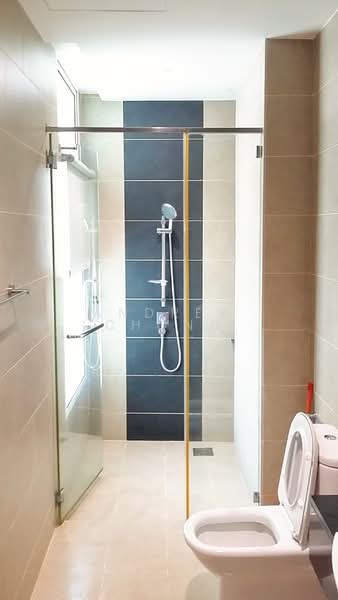 Kondominium untuk Disewa di Gurney Paragon - Andrew Chong - Bathroom - PropertyGuru.com.my