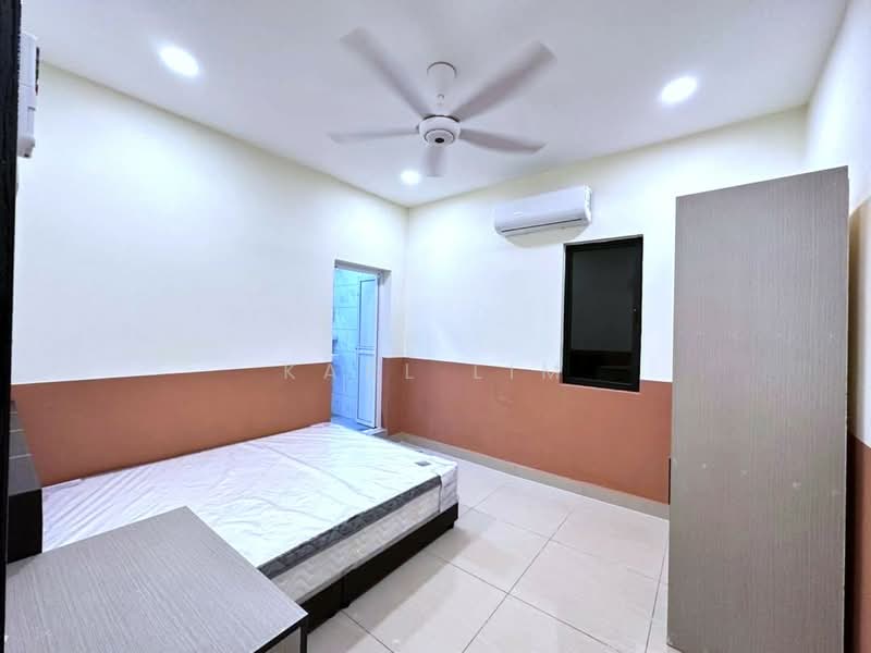 Rumah Berkembar untuk Dijual di Taman Abad (Johor Bahru) - Karl Lim - Bedroom - PropertyGuru.com.my