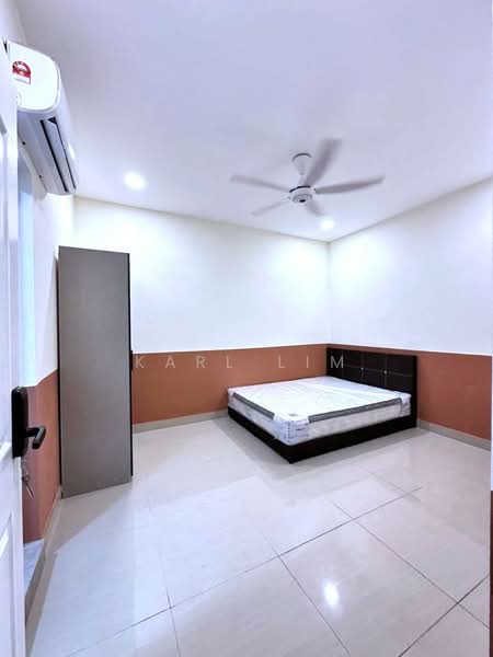 Rumah Berkembar untuk Dijual di Taman Abad (Johor Bahru) - Karl Lim - Bedroom - PropertyGuru.com.my
