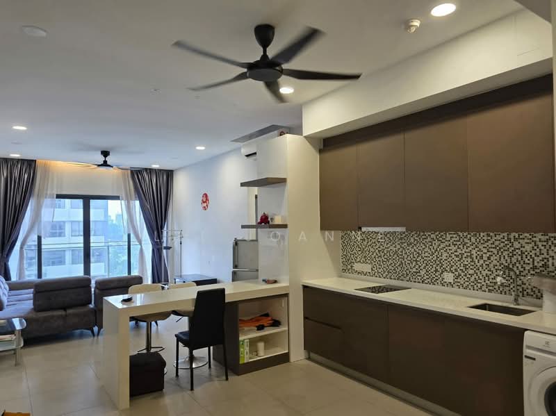 Service Residence for Sale at Seventeen Mall & Residences (Biji Living) - Lee Joanne - Living Room - PropertyGuru.com.my