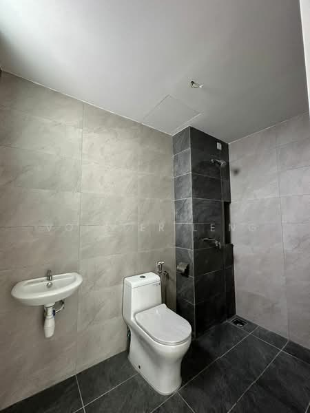 Condominium for Sale at Residensi Bintang - Volster Leng - Bathroom - PropertyGuru.com.my