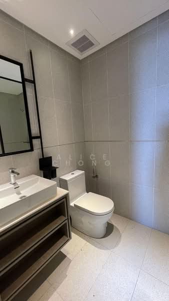 Servis Apartment untuk Disewa di Millerz Square Serviced Residence - Alice Chong - Bathroom - PropertyGuru.com.my