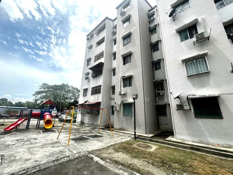 Pangsapuri untuk Dijual di Sri Ros Apartment - Azli Ibrahim - Exterior - PropertyGuru.com.my