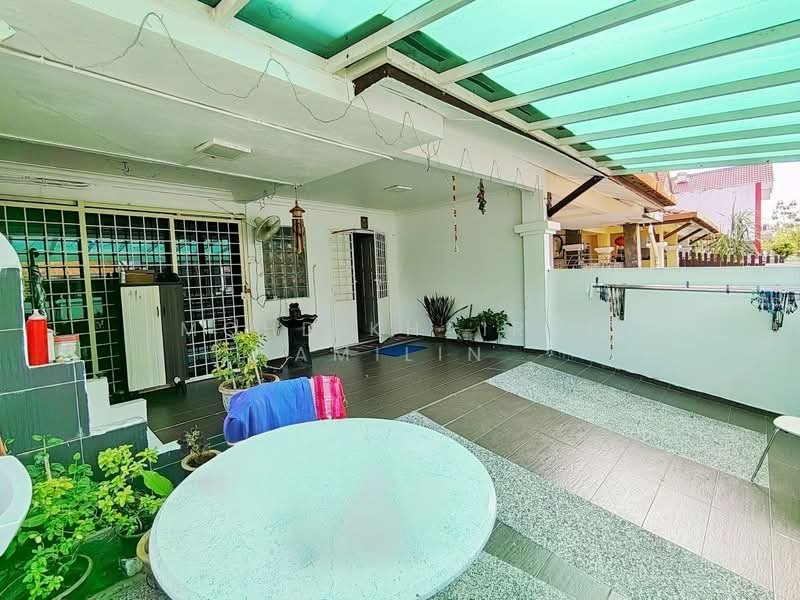 2-storey Terraced House for Sale in Bandar Nusaputra (Puchong) - Mohd Khairul Amilin - Exterior - PropertyGuru.com.my