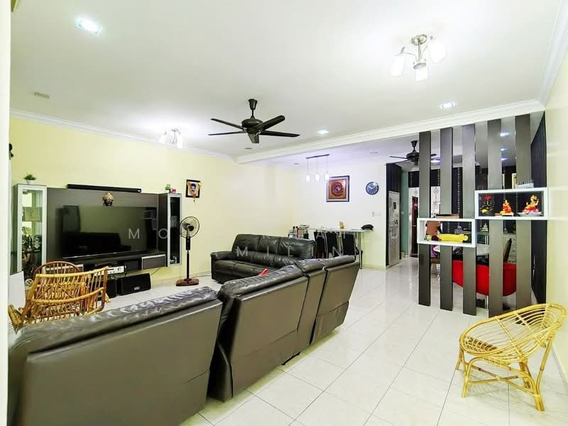 2-storey Terraced House for Sale in Bandar Nusaputra (Puchong) - Mohd Khairul Amilin - Living Room - PropertyGuru.com.my