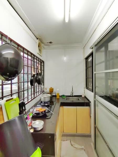 2-storey Terraced House for Sale in Bandar Nusaputra (Puchong) - Mohd Khairul Amilin - Kitchen - PropertyGuru.com.my