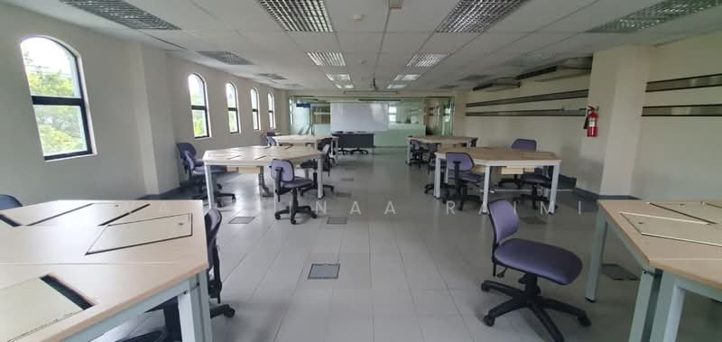 Commercial Bungalow for Rent in Seremban (Negeri Sembilan) - Wan Ainaa Raimi - Study - PropertyGuru.com.my