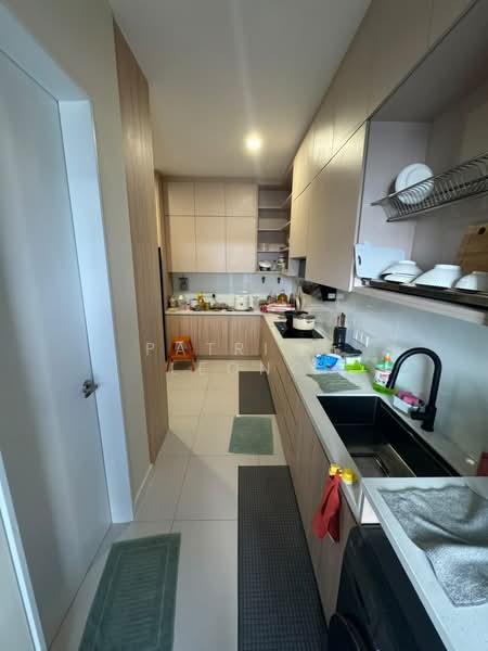 2-storey Terraced House for Sale in Sungai Buloh (Selangor) - Patrick Leong - Kitchen - PropertyGuru.com.my