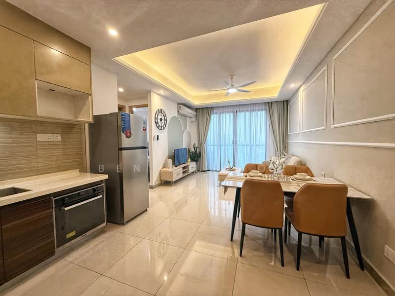 Servis Apartment untuk Disewa di R&F Princess Cove Phase 1 - Benjamin Oh - Living Room - PropertyGuru.com.my