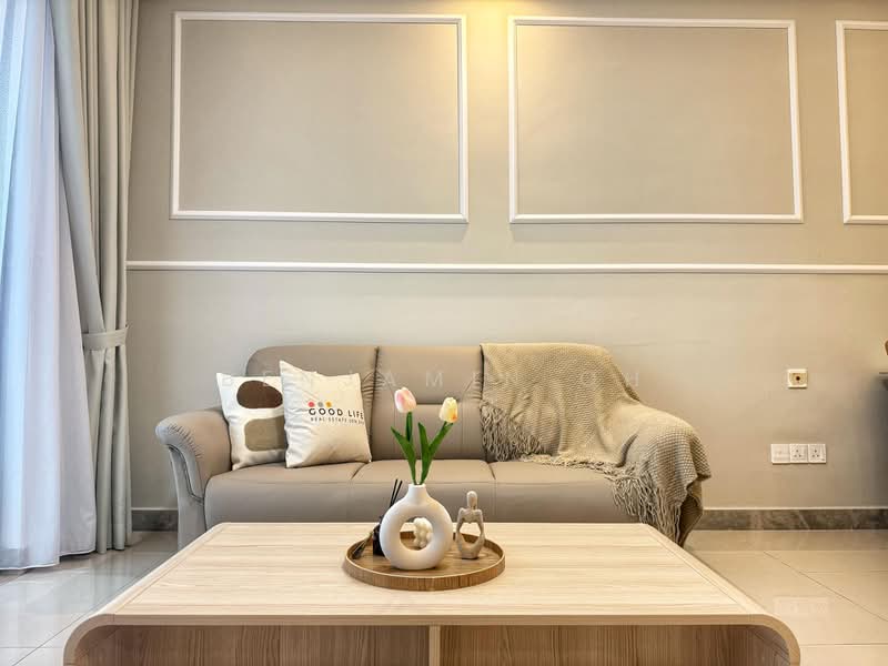 Servis Apartment untuk Disewa di R&F Princess Cove Phase 1 - Benjamin Oh - Living Room - PropertyGuru.com.my
