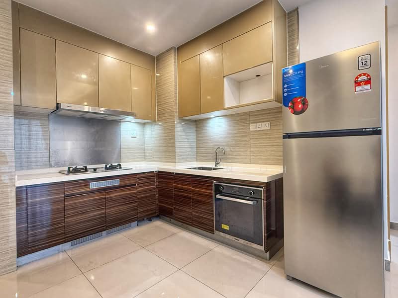 Servis Apartment untuk Disewa di R&F Princess Cove Phase 1 - Benjamin Oh - Kitchen - PropertyGuru.com.my