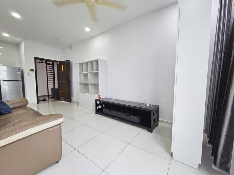 Servis Apartment untuk Dijual di D'Summit Residences - Stella Chia - Living Room - PropertyGuru.com.my