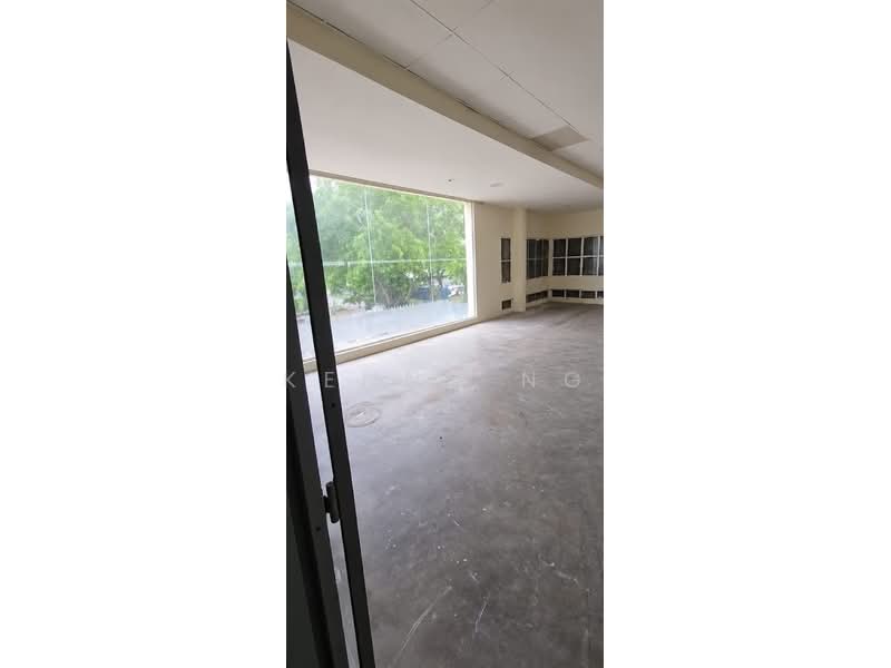 Factory for Rent in Kampung Bukit Kemuning (Shah Alam) - Kenny Ng - Interior - PropertyGuru.com.my