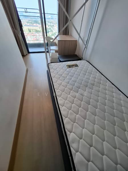 Servis Apartment untuk Disewa di The Grand Subang Jaya SS15 - Eva Law - Bedroom - PropertyGuru.com.my