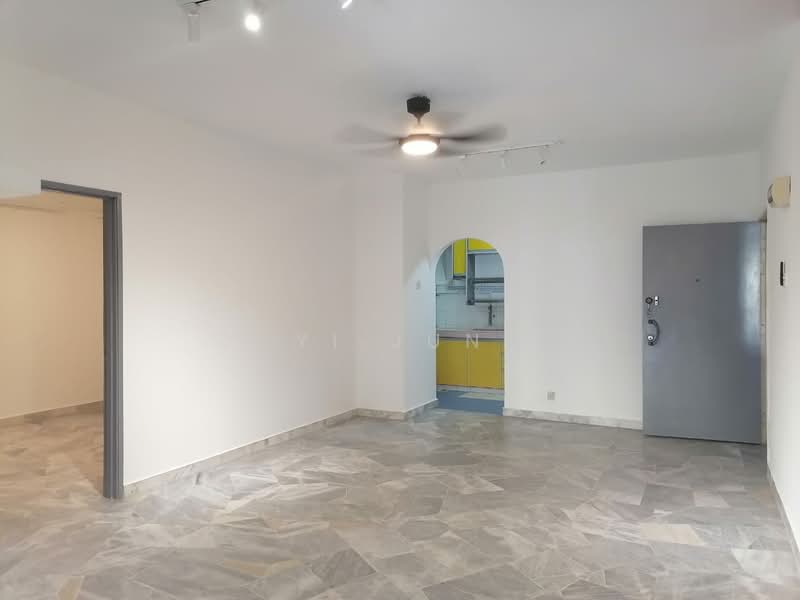 Pangsapuri untuk Disewa di Sri Anggerik 2 - Yi Jun - Living Room - PropertyGuru.com.my