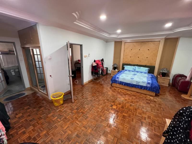 Bungalow for Sale in Bandar Country Homes (Rawang) - Tom Yip - Bedroom - PropertyGuru.com.my