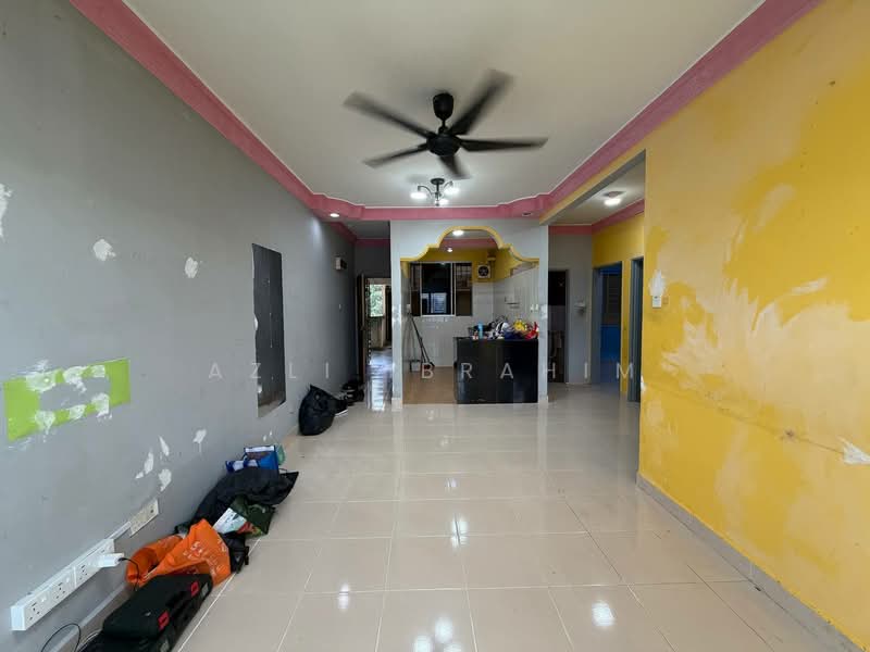 Pangsapuri untuk Dijual di Permai Prima - Azli Ibrahim - Living Room - PropertyGuru.com.my