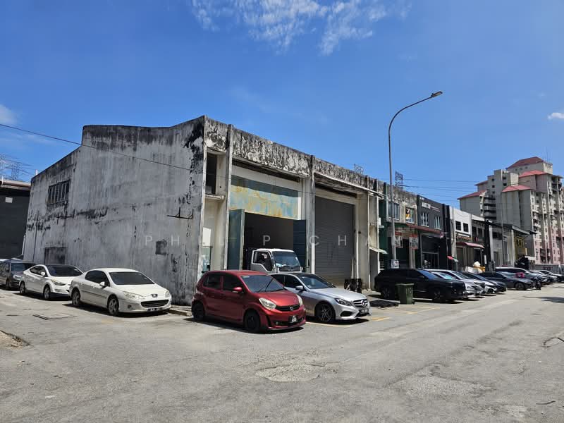 Factory for Sale in Taman Perindustrian Oug (Jalan Klang Lama (Old Klang Road)) - Philip Chan - Exterior - PropertyGuru.com.my