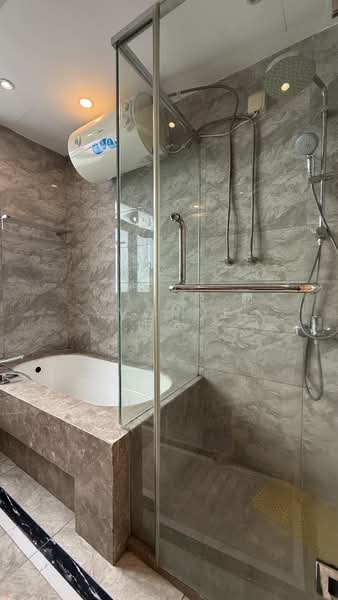 Servis Apartment untuk Disewa di R&F Princess Cove Phase 1 - Yvonne Ho - Bathroom - PropertyGuru.com.my