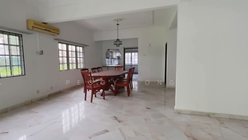 Rumah Teres untuk Dijual di Bukit Rahman Putra (Sungai Buloh) - Peggy Yong - Dining Room - PropertyGuru.com.my