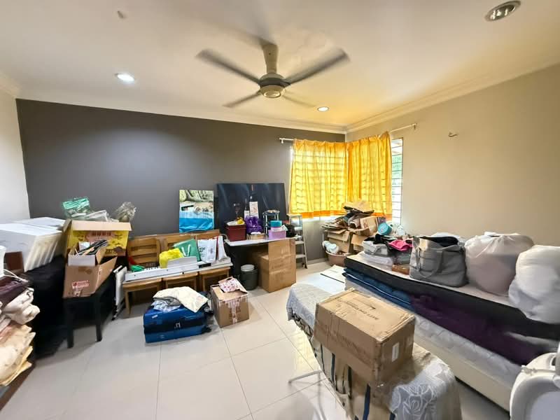 Bungalow for Sale in Bandar Country Homes (Rawang) - Tom Yip - Living Room - PropertyGuru.com.my
