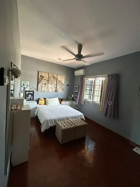 Bungalow for Sale in Kampung Tunku (Petaling Jaya) - Hoi Lum Kho - Bedroom - PropertyGuru.com.my