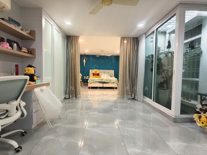 Rumah Banglo untuk Dijual di Taman Century (Johor Bahru) - Fennie Chua - Bedroom - PropertyGuru.com.my