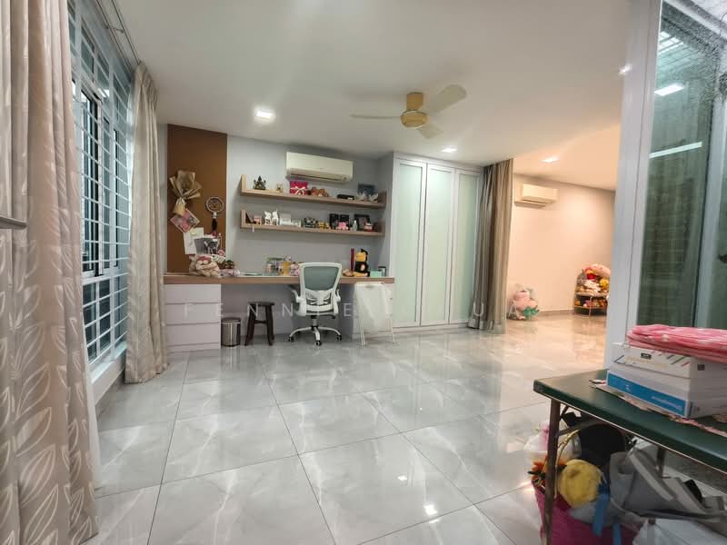 Rumah Banglo untuk Dijual di Taman Century (Johor Bahru) - Fennie Chua - Study - PropertyGuru.com.my
