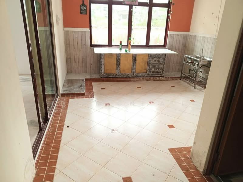 Rumah Banglo untuk Dijual di Bukit Istana (Kuantan) - Idham Che'Ali - Kitchen - PropertyGuru.com.my