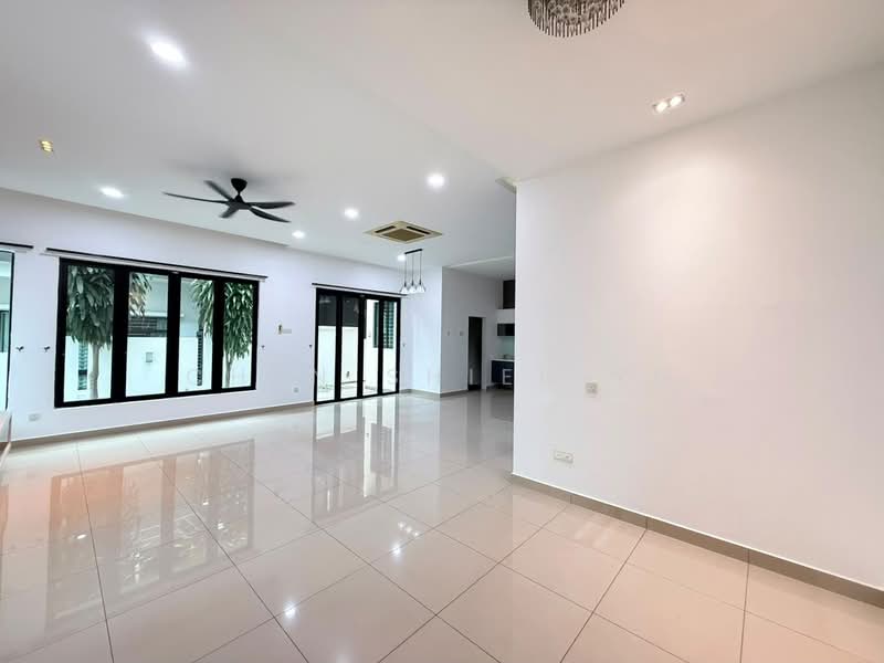 Rumah Kluster untuk Dijual di Taman Adda Heights (Tebrau) - Chen Shieh Yu - Living Room - PropertyGuru.com.my