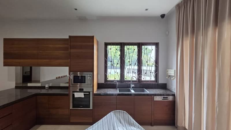 Semi-Detached House for Sale in SS19 (Subang Jaya) - Niki Chow - Dry Kitchen - PropertyGuru.com.my