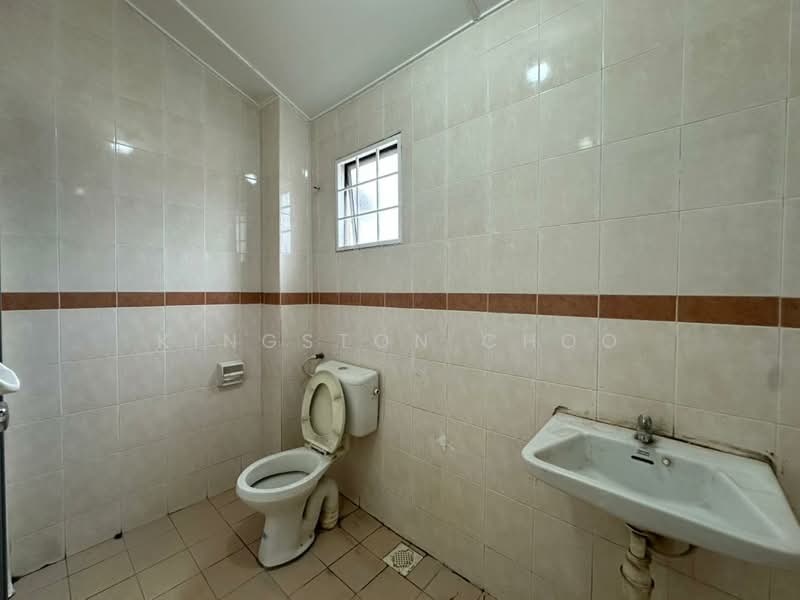 2-storey Terraced House for Sale in Bandar Mahkota Cheras (Cheras) - Kingston Choo - Bathroom - PropertyGuru.com.my