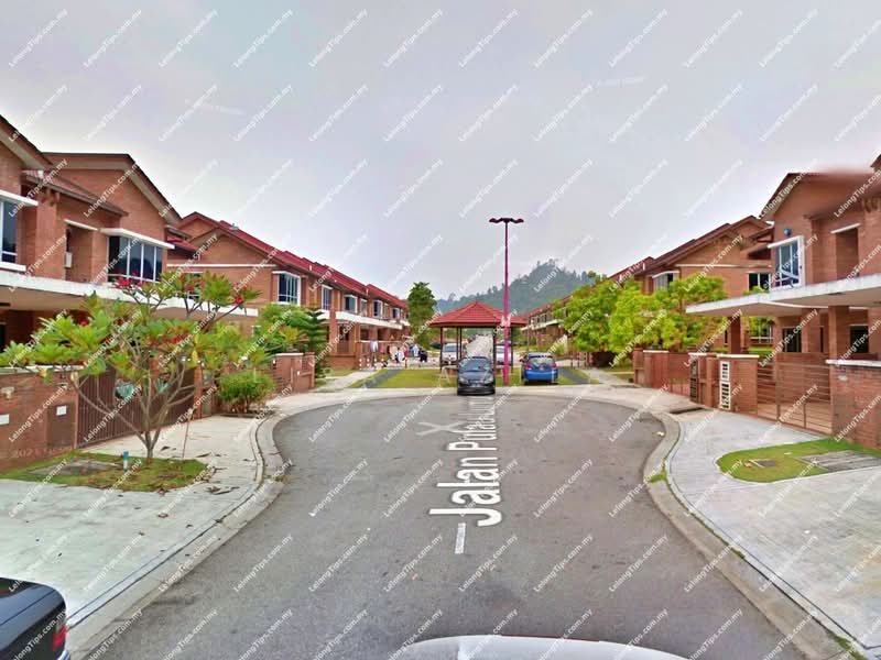2-storey Terraced House for Sale in Alam Budiman (Shah Alam) - Lisa Azila - Exterior - PropertyGuru.com.my
