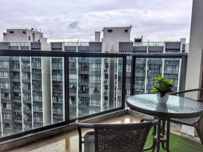 Servis Apartment untuk Disewa di R&F Princess Cove Phase 1 - Benjamin Oh - Balcony - PropertyGuru.com.my