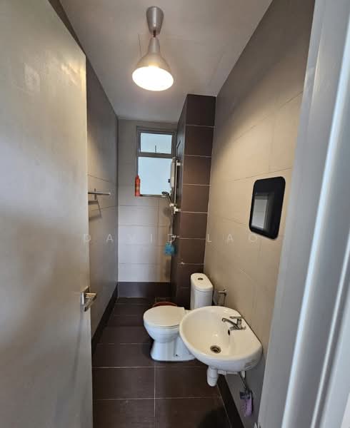 Kondominium untuk Disewa di LakeView Residency - David Lao - Bathroom - PropertyGuru.com.my