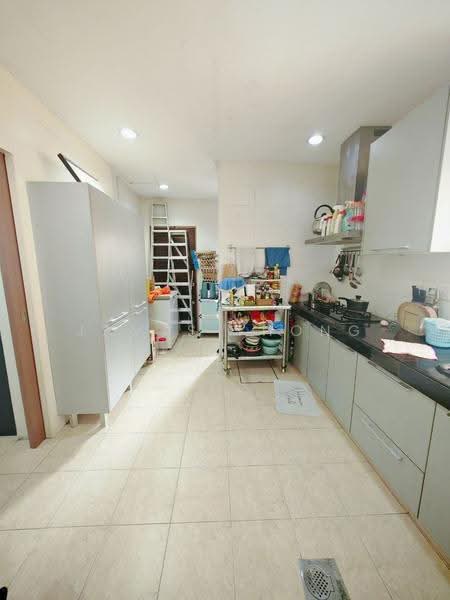 2-storey Terraced House for Sale in Sunway SPK Damansara (Batu) - James Thong - Kitchen - PropertyGuru.com.my