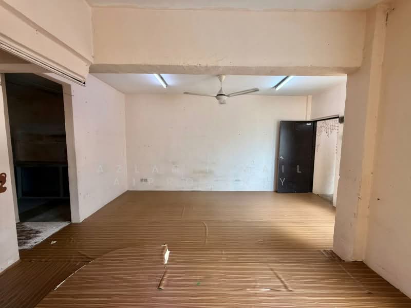 Rumah Flat untuk Dijual di Pangsapuri Jentayu @ Kangkar Pulai - Azlan Ismail aiproperty - Interior - PropertyGuru.com.my