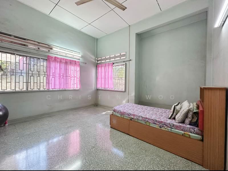 Rumah Banglo untuk Dijual di Taman Bukit Blossom (Seremban) - Christine Woo - Bedroom - PropertyGuru.com.my