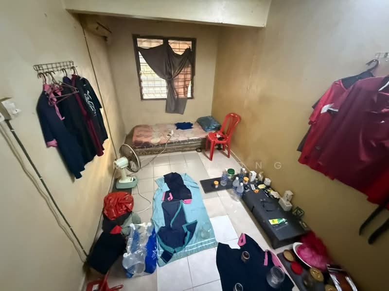 2-storey Terraced House for Sale in Taman Ehsan (Kepong) - Travis Wong - Bedroom - PropertyGuru.com.my