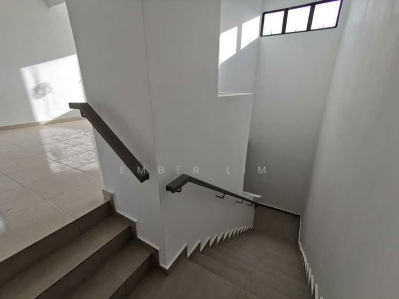 Rumah Berkembar untuk Dijual di Taman Mutiara Mas (Skudai) - Ember Lim - Interior - PropertyGuru.com.my