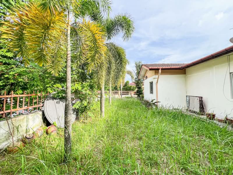 Rumah Teres 1 Tingkat untuk Dijual di Taman Pelangi Semenyih (Semenyih) - Azli Ibrahim - Exterior - PropertyGuru.com.my