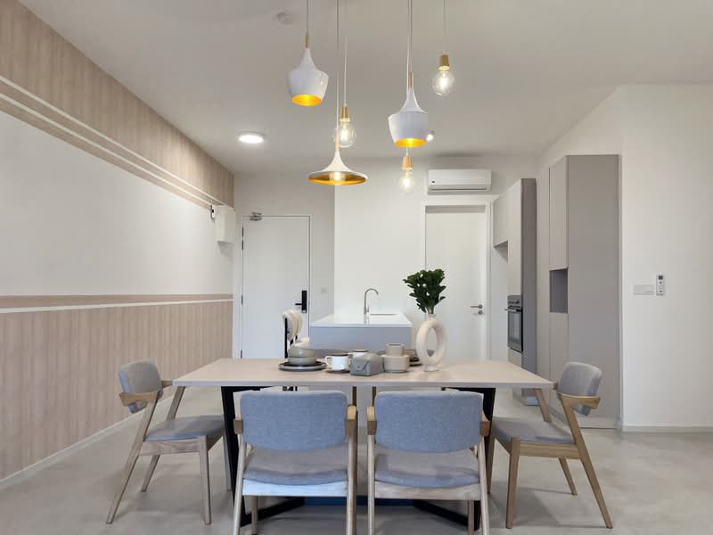Service Residence for Sale at The Goodwood Residence - Shi Hui - Dining Room - PropertyGuru.com.my